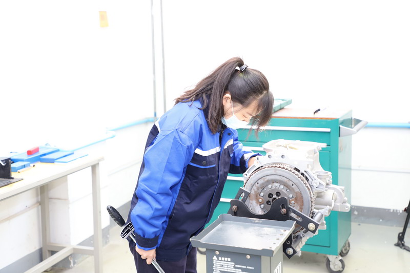 2022年徐州市職業(yè)學(xué)校汽車類項目和養(yǎng)老服務(wù)技能與社會照護類項目技能大賽在我校成功舉行